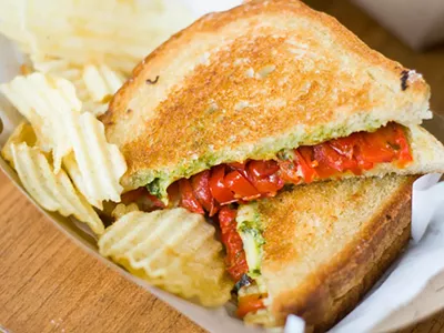 Image: Review: Nosh Pit beats Hamtramck’s meat