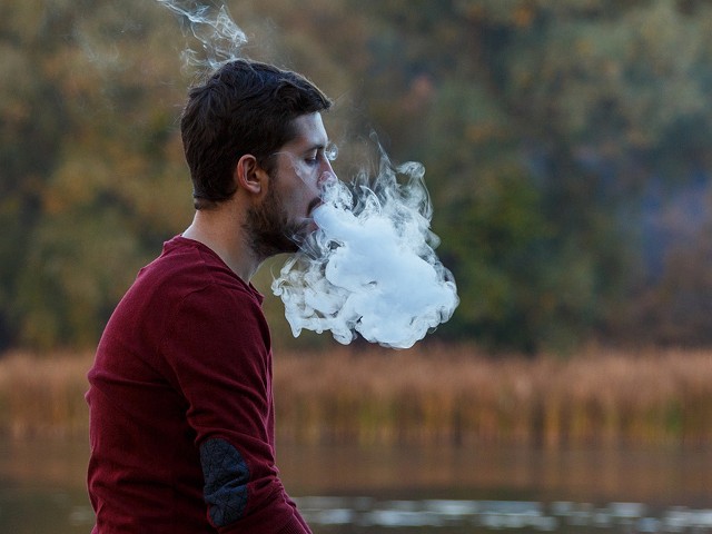 Fatal lung illness linked to vaping chemical found in some cannabis products, according to investigators