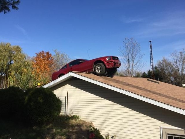 Photo of the day: Mustang lands on Michigan rooftop