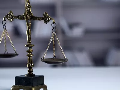 Image: Lesbian prison workers sue over workplace discrimination