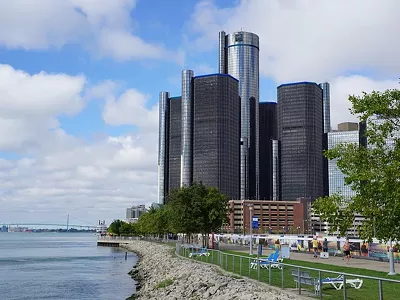 Image: The Active Times warns: Don't visit Detroit alone!