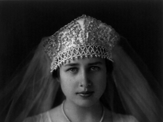 Eleanor Ford on her wedding day in 1916.