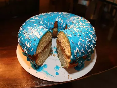 Image: Four-pound doughnut coming to Ford Field menu