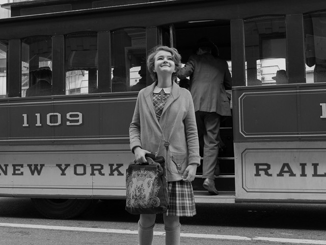 Strong performances and visual style elevate a so-so story in 'Wonderstruck'