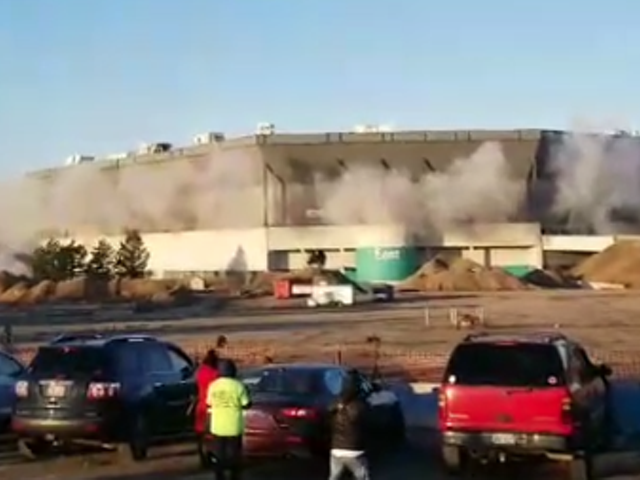 Pontiac Silverdome implosion off to a Lions-like start with failed detonation