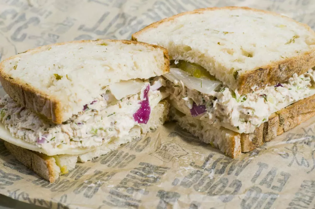 Image: Tuna sandwich.