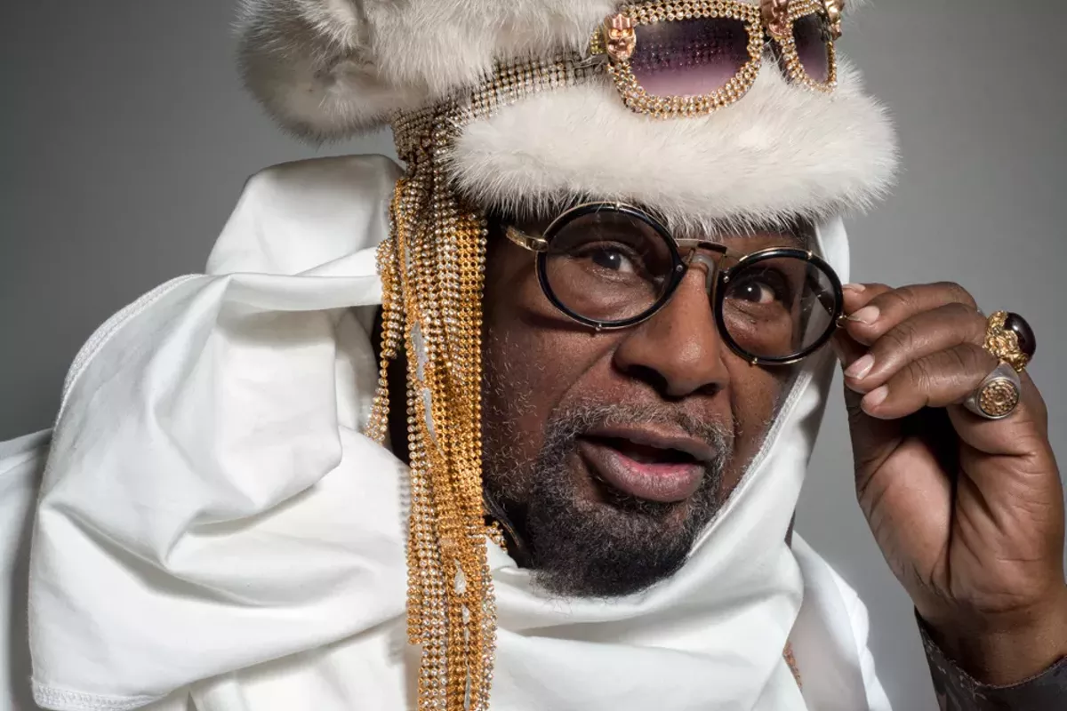 Image: George Clinton and Parliament-Funkadelic say 'goodbye' to the road and 'hello' to aliens