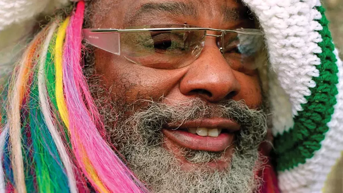 Image: George Clinton lays it all down