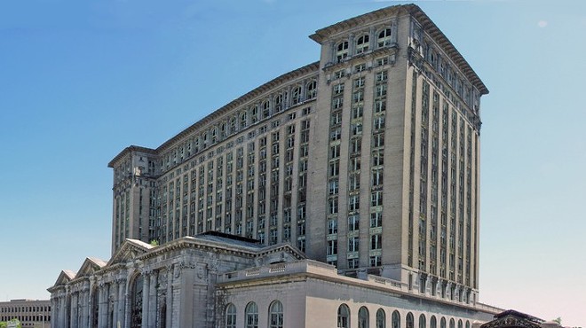 Ford agrees to $10M in community benefits as it seeks $104M from Detroit