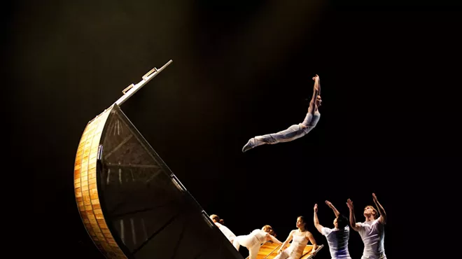 Image: Los Angeles dance team Diavolo put 'Architecture in Motion' at Detroit's Music Hall