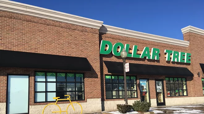 Image: Dollar Tree to close up to nearly 400 stores on top of 120 it closed in 2018