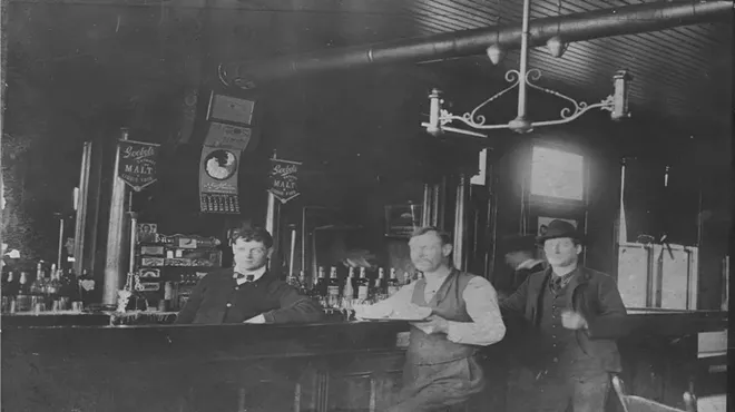 Image: Hamtramck: I'll have my bar history and make it a double