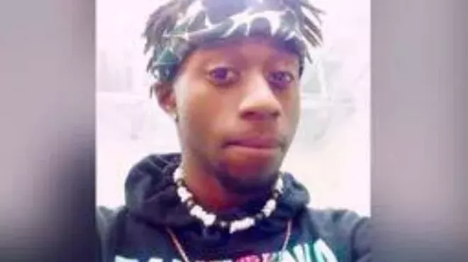Image: Lansing teen's piano performance at an area mall goes viral