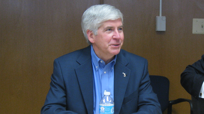 Snyder says the latest test results in Flint are "encouraging." Federal guidelines call them "failure."