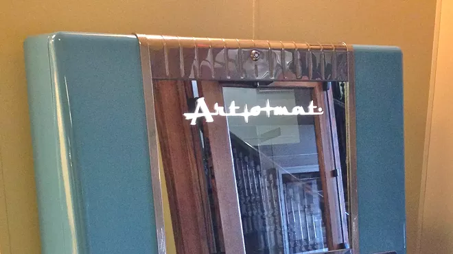 Image: Re-purposed vending machine dispenses insta-art