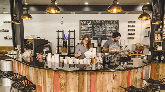 Image: Downtown cafe lets you sip and shop