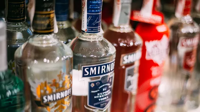 Image: Rochester Hills man arrested for throwing bottles of liquor