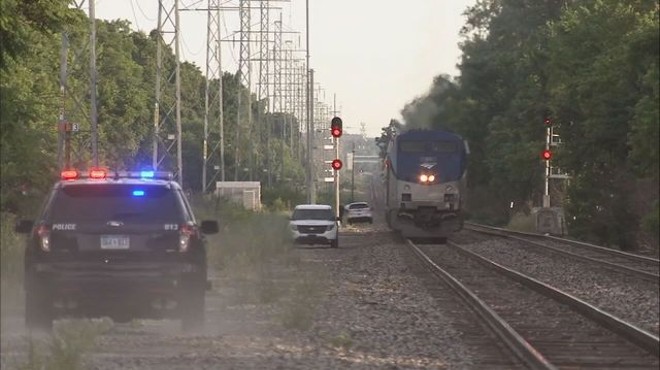 Man killed by Chicago-bound Amtrak in Royal Oak