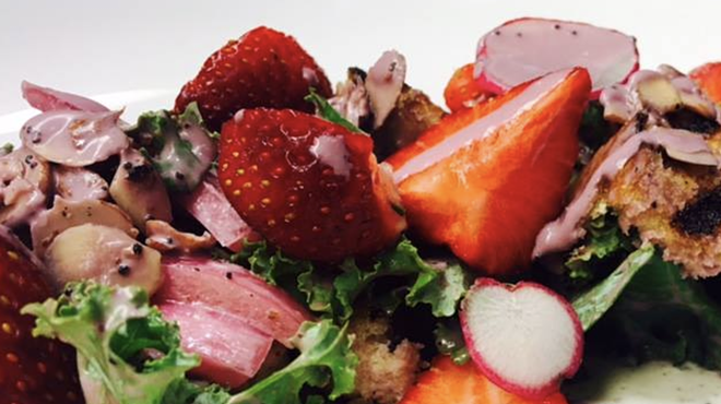 Vegan strawberry salad