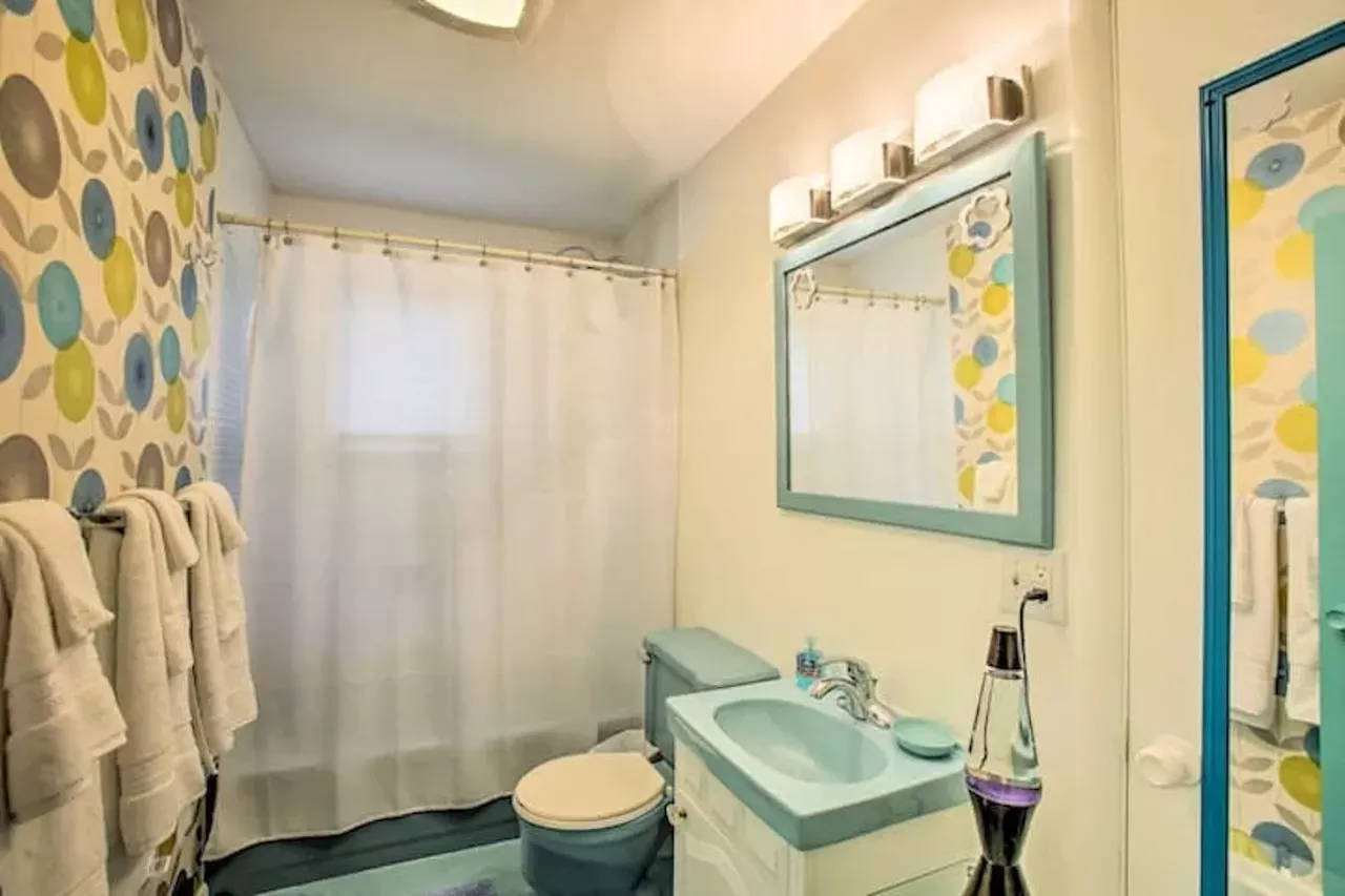 &#146;70s-themed Traverse City shag pad 16 guests, 8 bedrooms, 18 beds, 4 baths $766 per night The &#146;70s Lodge sits on 10 acres and occupies 4,000 sq. ft. of living space, which is decked out in retro furnishings and kitschy touches. The heart of the home is a 1,500-sq. ft. rec room which has two 75-inch flat screens, a hot tub, a sauna, a pool, air hockey, foosball, and ping pong tables. There&#146;s a fire-warmed whiskey bar, too. Each of the home&#146;s bedrooms is themed and transportive. For bad bitches, there&#146;s the Charlie&#146;s Angels room, a 007-themed room, and trekkies can beam themselves to the Star Trek room. Fans of The Partridge Family will feel at home, too, as will anyone who wishes to live out their I Dream of Jeannie fantasy because there&#146;s an incredible room made to feel like Jeannie&#146;s bottle. Oh, and yes there are lava lamps, in case you were worried. Photos via Airbnb.com