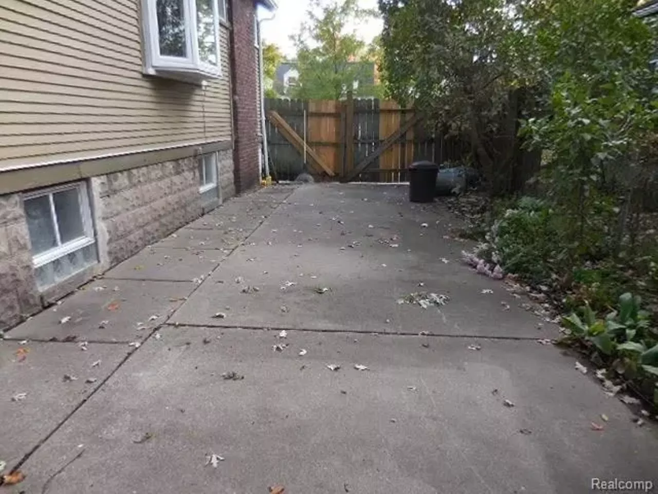 235 Wordsworth St, Ferndale