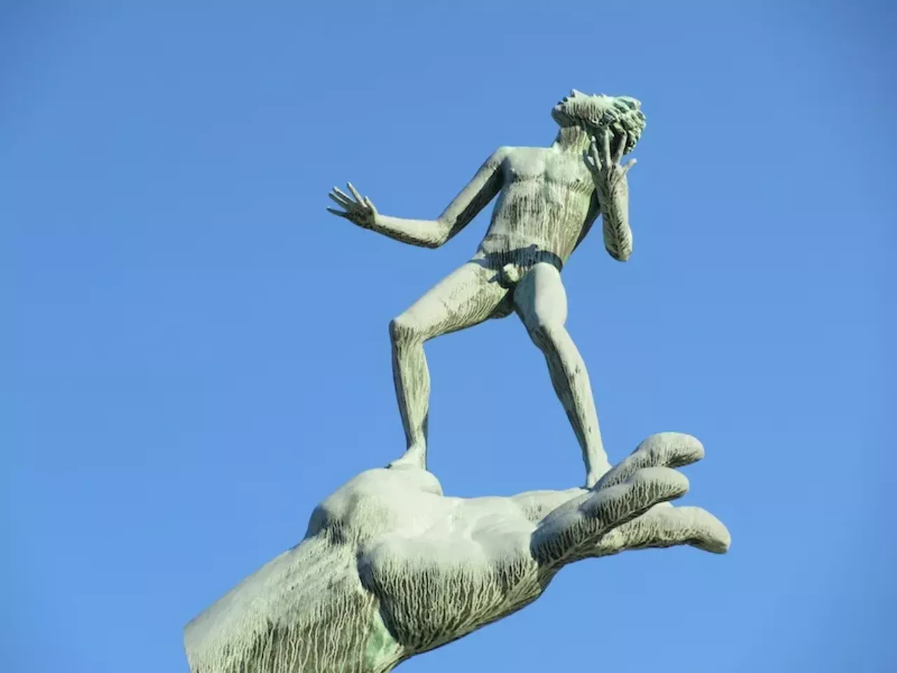 &#147;The Hand of God&#148; Gratiot Avenue east of St. Antoine, Detroit A stark, modernistic statue in a small courtyard on the north side of the Frank Murphy Hall of Justice, the 1949 work called &#147;The Hand of God&#148; is actually in honor of Frank Murphy, paid for by the United Auto Workers. Murphy&#146;s career ranged from Recorder&#146;s Court judge in the 1920s to the U.S. Supreme Court in the 1940s, and his sympathy for the downtrodden, oppressed, and poor made him a progressive and inspiring jurist. He won the UAW&#146;s sympathy, of course, when, in the mid-1930s, as governor of Michigan, Murphy refused to send in Michigan troops to help General Motors break the union&#146;s sit-down strike. Photo via DetroitVideoDaily.com