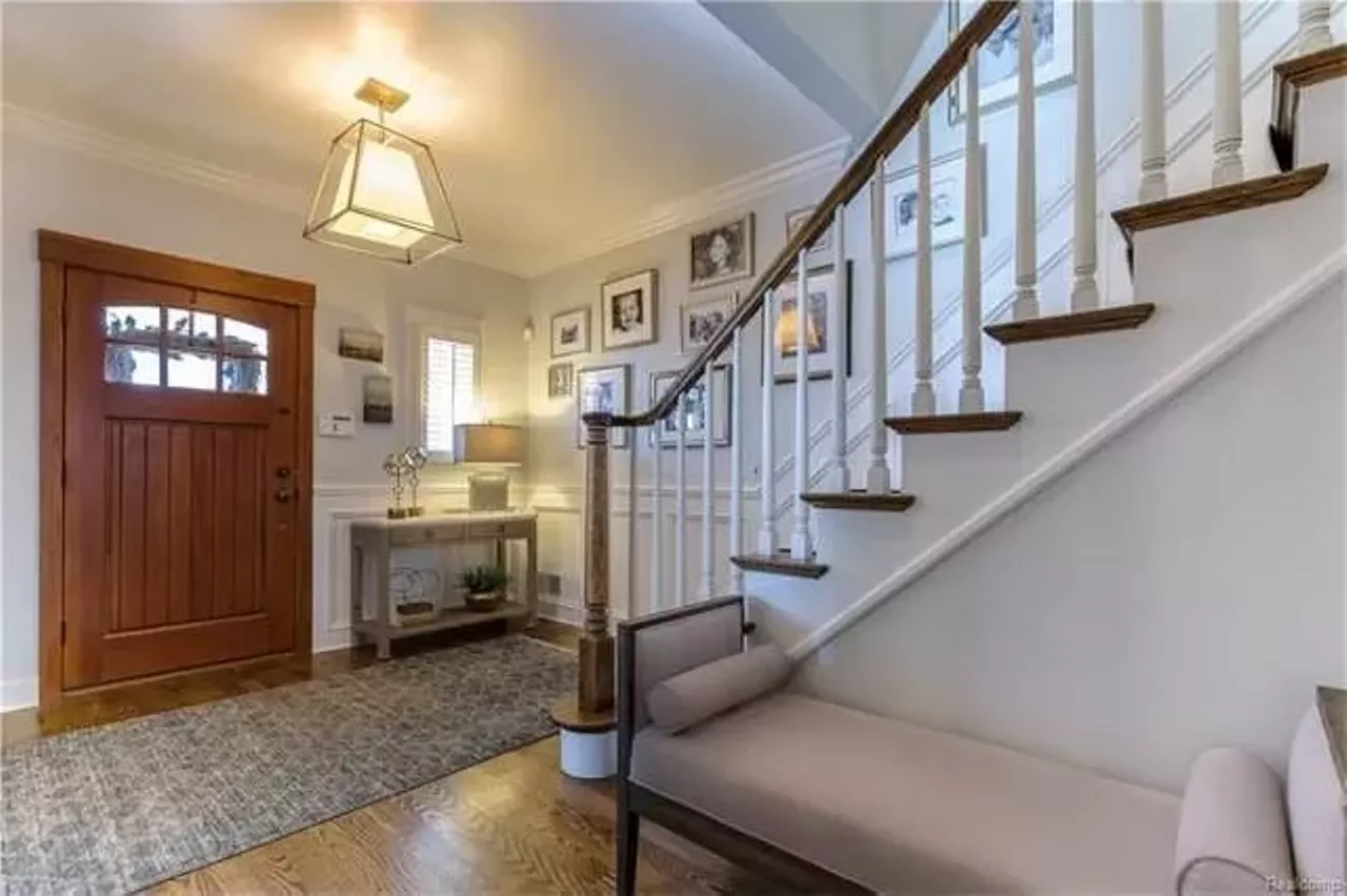 521 Golf View Blvd, Birmingham $1,100,000 4 beds, 4 full, 1 half bath, 3,367 sq ft Okay, can I move into this place now? The decor is so chic, and it doesn&#146;t seem like a giant mansion, even though the price is extreme.