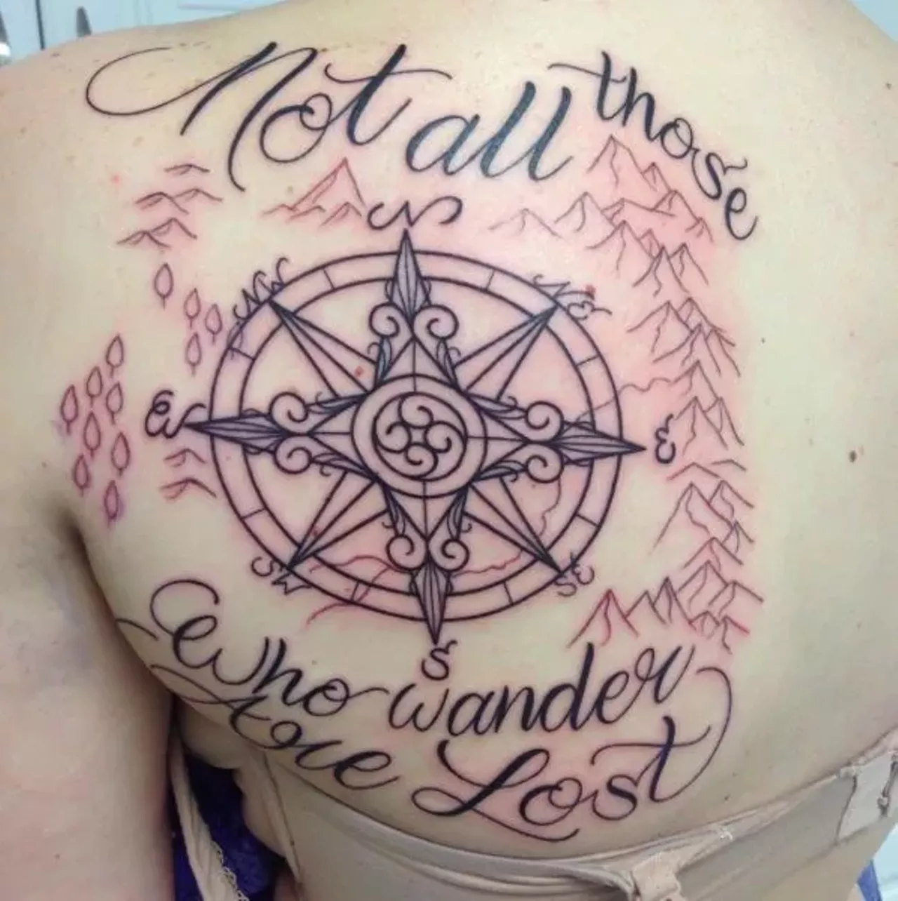 @deewhitetattoo