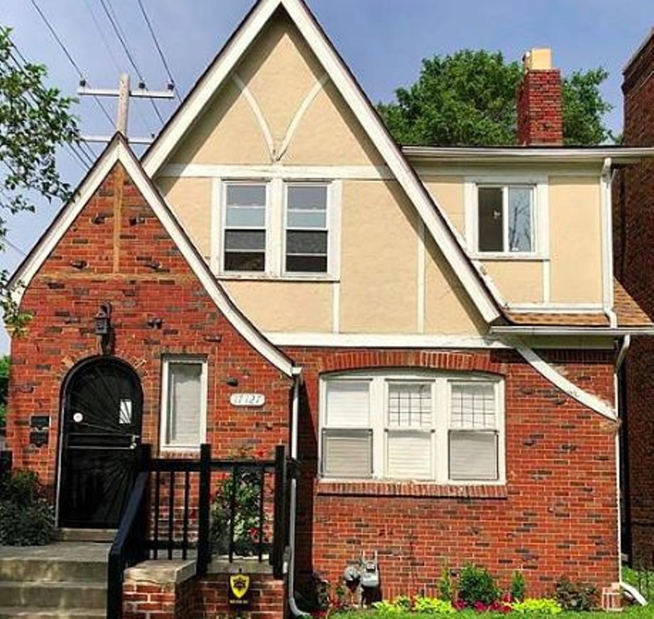 17127 Roselawn St.
$90,000
This private, yet unique home was featured on Curbed Detroit twice. It is a traditional brick home on the outside, and modern inside. It includes four bedrooms, new bathrooms, hardwood floors, an updated kitchen, and a security system.
Photo via Zillow