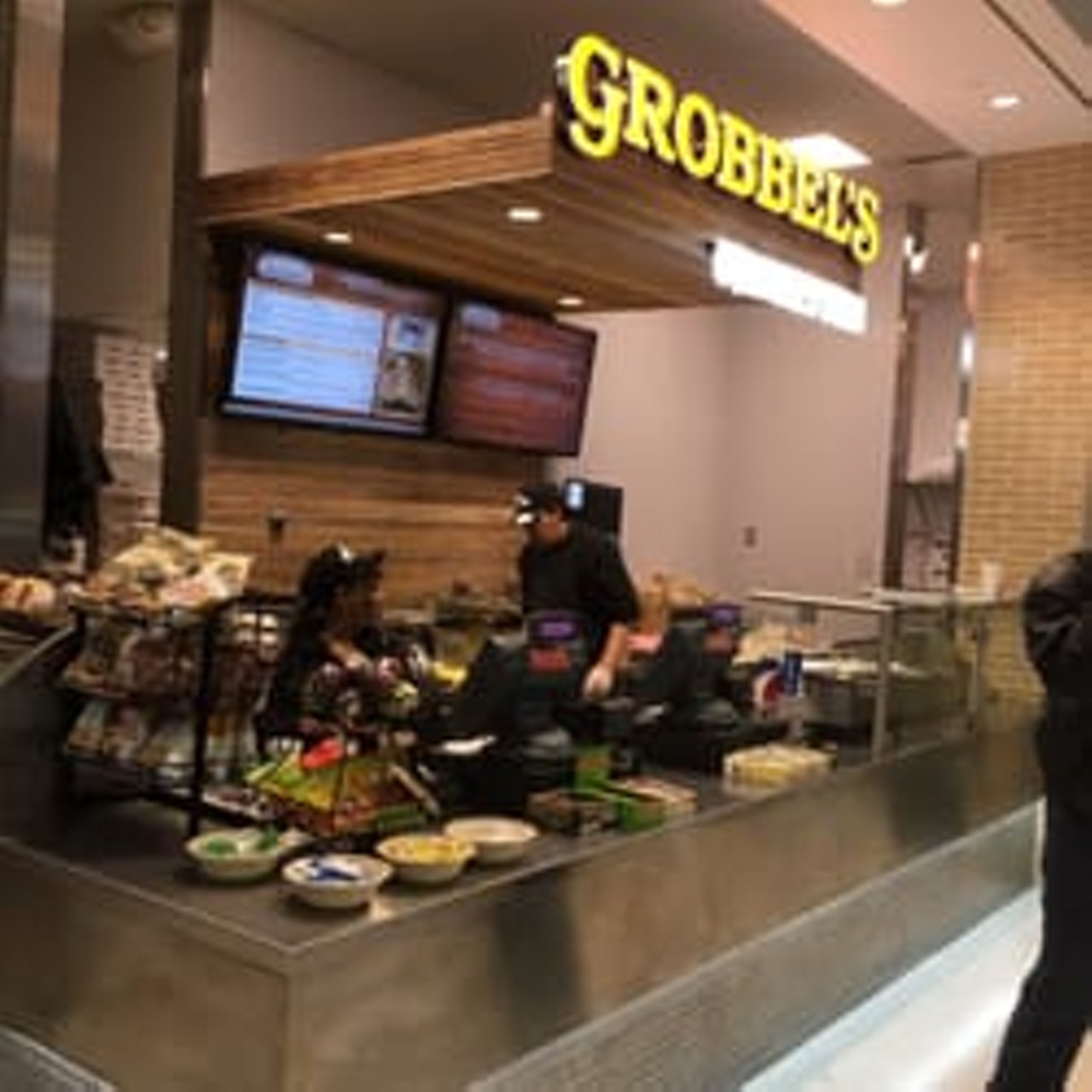 Grobbel&#146;s Gourmet Deli 
In the mood for some corned beef? Grobbel's has got you covered. [Gate A1]