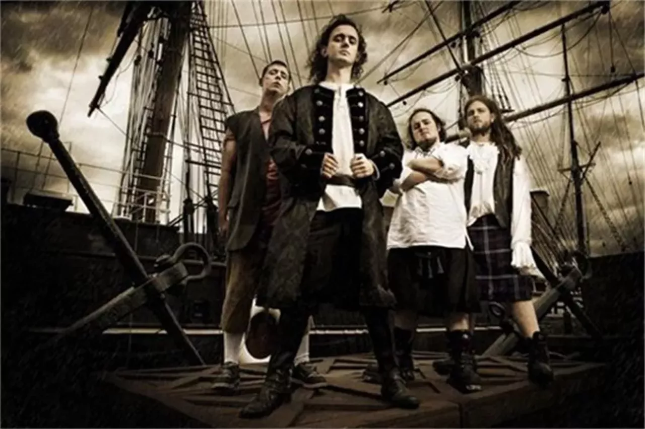 Alestrorm 11/23 @ the Token Lounge, Westland Scottish folk-metal from a band dressed as pirates. Perfect.