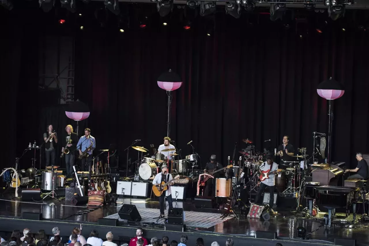 Image: 15 photos from Paul Simon at Meadowbrook