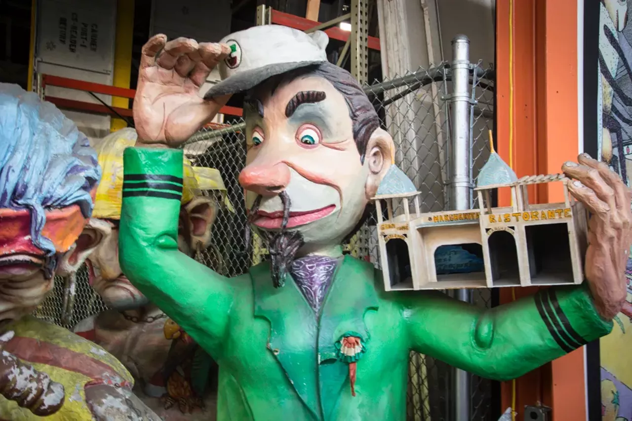 Image: 16 Behind the Scenes Photos at America's Thanksgiving Parade