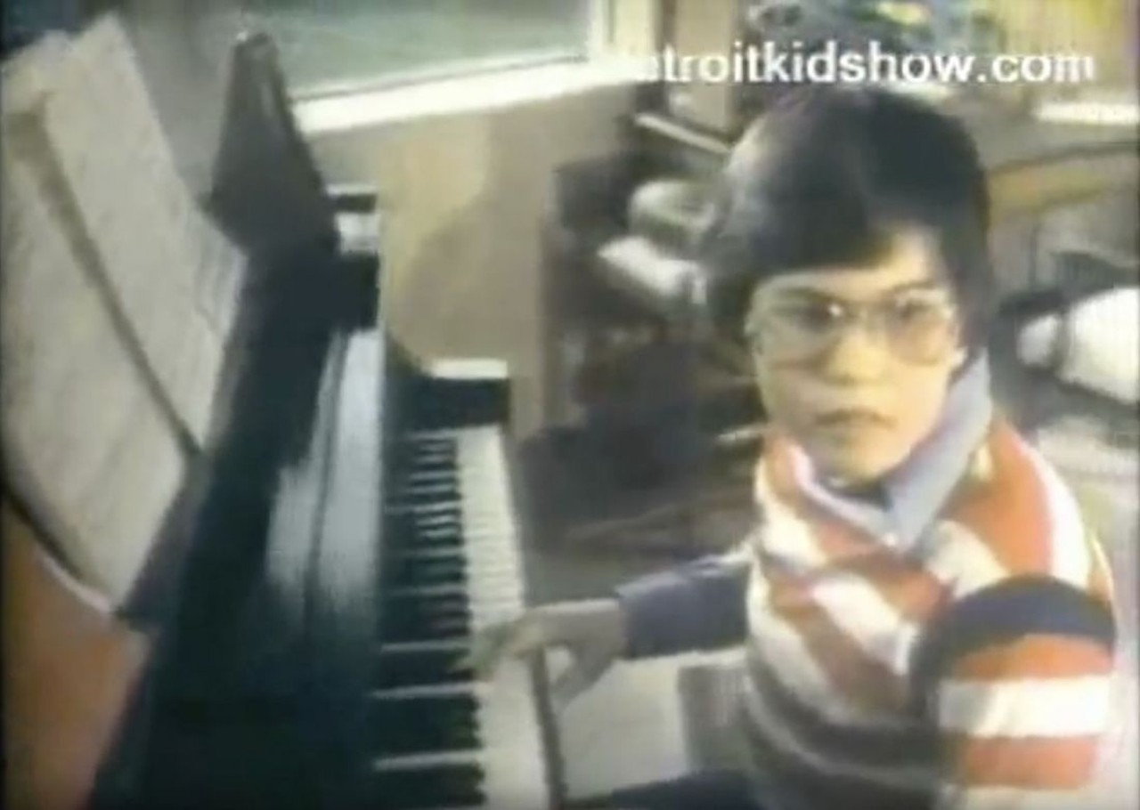 Highland Appliance: "Practicing the Piano"
A kid so gawky-looking he could give Napoleon Dynamite a run for his money has a problem: His mom wants him to practice the piano, but his friends want him to toss the pigskin around. With a little help from Highland, everybody will feel they got their way.
Video and photo courtesy of YouTube. 
