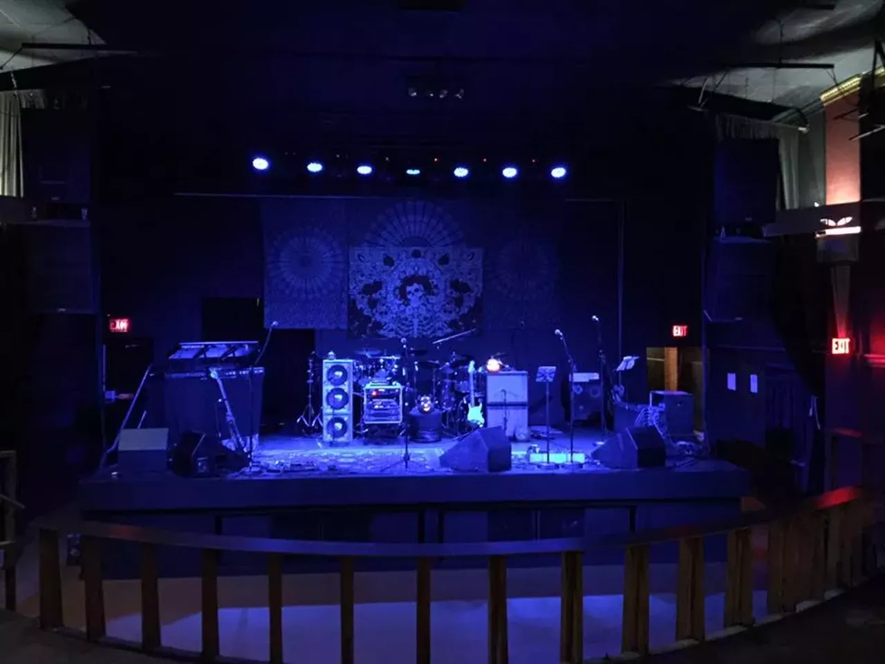 Fri 10/28 & Sat 10/29 Dead Again Halloween Bash @ The Magic Bag Your favorite Grateful Dead cover band will be doing two nights of greatest hits for all of you deadheads to consume. The show will feature an array of Winterland-era and Halloween-related Dead hits sure to please fans. In fact, it was fans who pushed for a second night to be added to the bash, which has traditionally been a single night event. It&#146;s highly anticipated and it is going to be a party for everyone who loved Jerry and the gang&#146;s work. Doors open at 8 p.m.; 22920 Woodward Ave., Ferndale; themagicbag.com; Tickets are $12 per night.