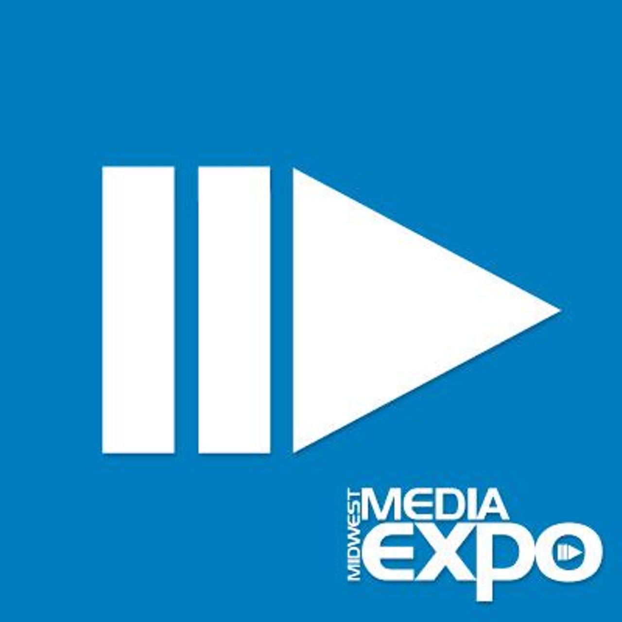 Going on 4 years, Midwest Media Expo continues to bring the exciting guests and fun atmosphere. Futurama fans will be happy to see Billy West and Maurice Lamarche this year. Runs April 28-30.
Photo via Midwest Media Expo Facebook page