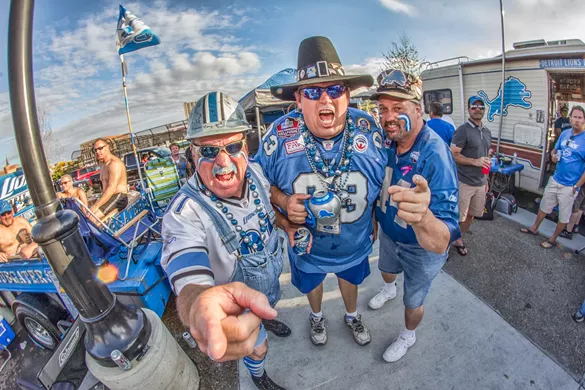The Lions suck. GTFOH. Photo via Dontae Rockymore