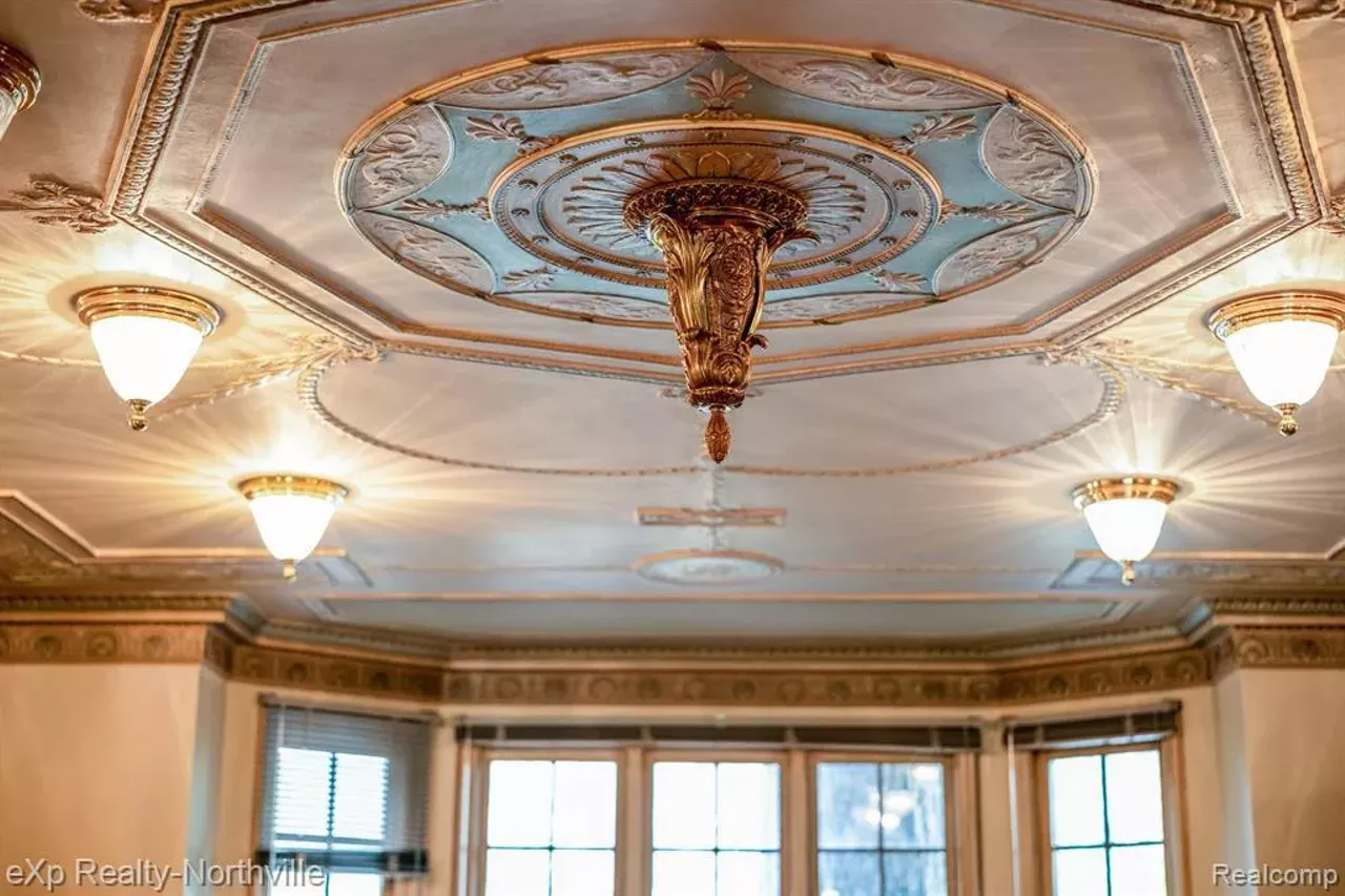 Image: 1920s mansion in Detroit’s Palmer Park hits market for $1.95M — and it’s got some unique history