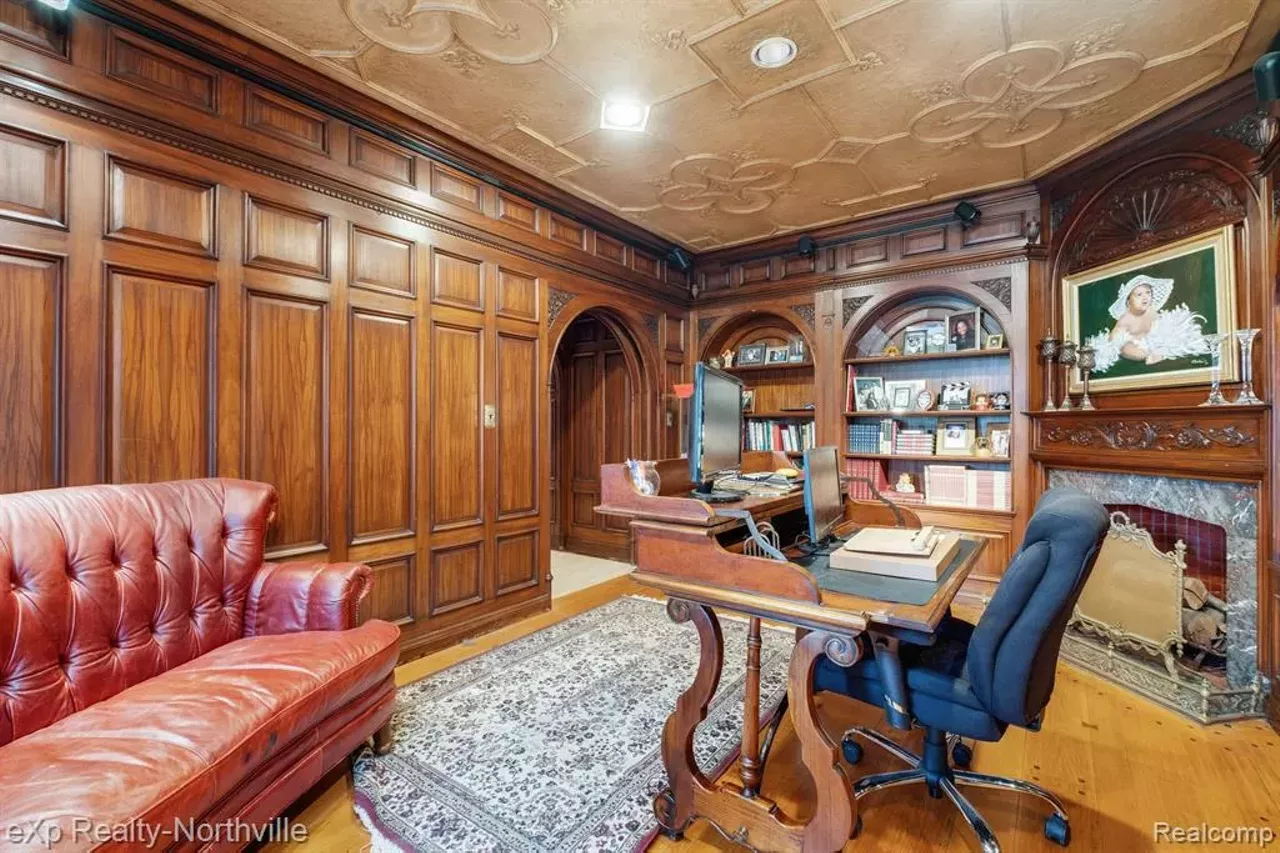 Image: 1920s mansion in Detroit’s Palmer Park hits market for $1.95M — and it’s got some unique history