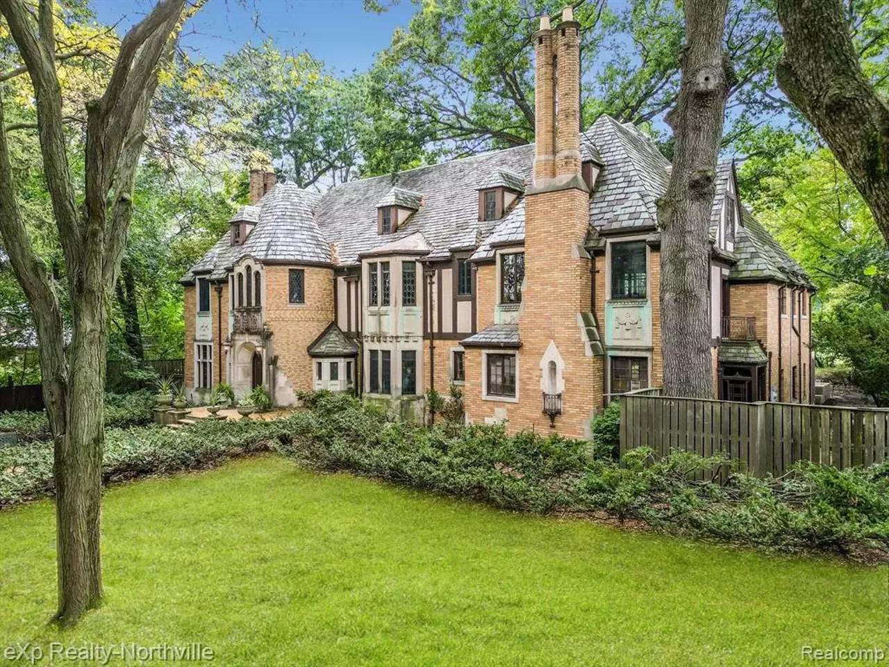 1920s mansion in Detroit’s Palmer Park hits market for 1.95M — and it