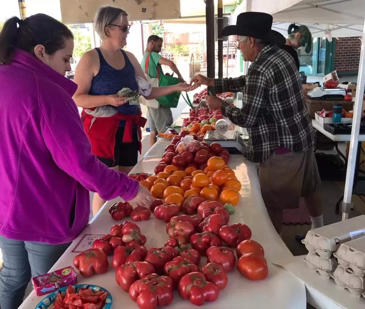 Ann Arbor Farmers Market Saturdays, 7 a.m.-3 p.m., May-December; Saturdays, 8 a.m.-3 p.m., January- April; Wednesdays, 7 a.m.-3 p.m., May-December; 315 Detroit St., Ann Arbor; a2gov.org The Ann Arbor Farmers Market is open year round on Saturdays. From May to December the market also operates on Wednesdays. It has more than 120 vendors offering local fruit, vegetables, herbs, flowers, plants, seedlings, eggs, cheese, meat, honey, and more.