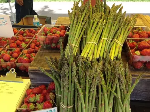 photo via Facebook: Lathrup Village Farmers Market