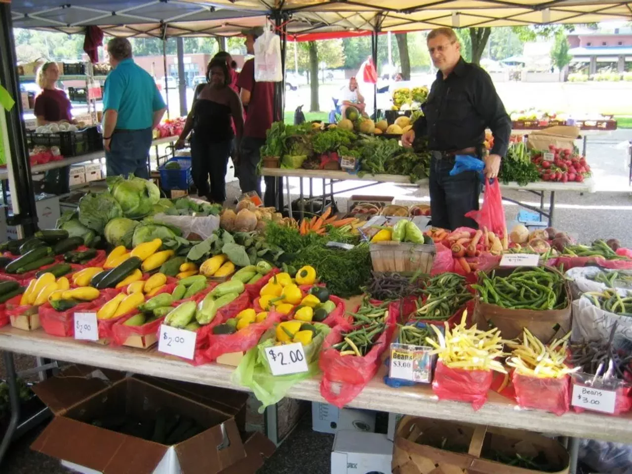 Lathrup Village Farmers Market Lathrup Village, MI This market is located right in between 11 mile and 12 mile and offers Michigan grown produce for people with a variety of income levels. If you need transportation to the market, don&#146;t worry. SMART has twelve bus stops in the city. The market also accepts EBT Debit cards. Photo via Facebook: Lathrup Village Farmers Market