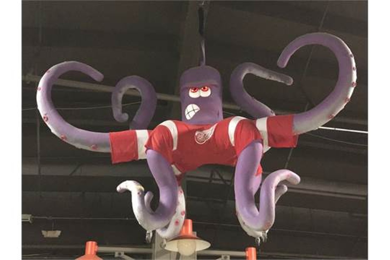 Giant inflatable Al the Octopus.