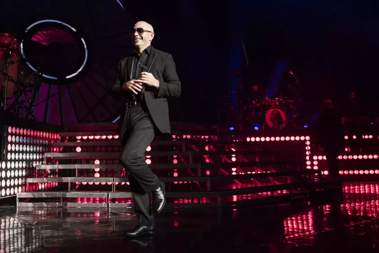 Image: 20 photos from Pitbull and Prince Royce @ DTE that are hot, hot, hot