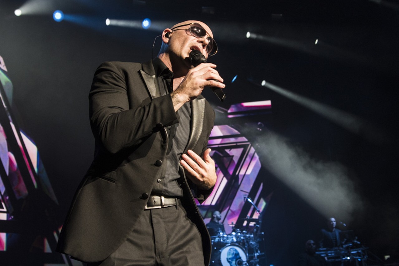 20 photos from Pitbull and Prince Royce @ DTE that are hot, hot, hot