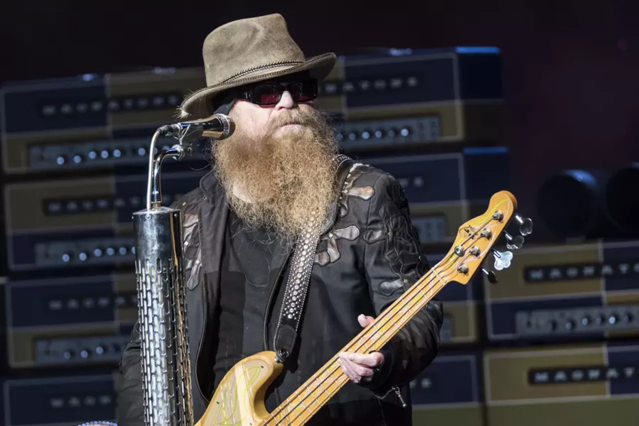Image: 20 sharp-dressed photos from ZZ Top @ DTE