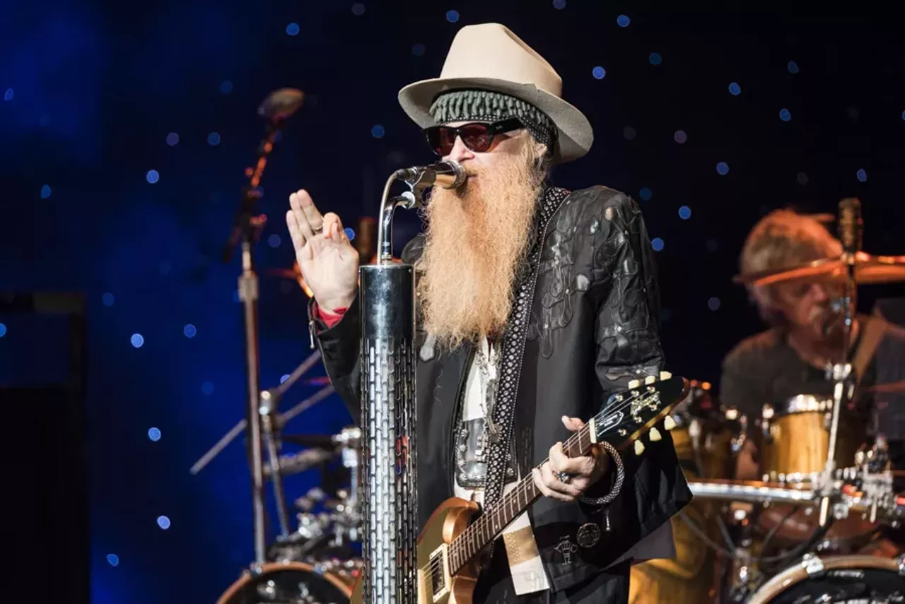 Image: 20 sharp-dressed photos from ZZ Top @ DTE