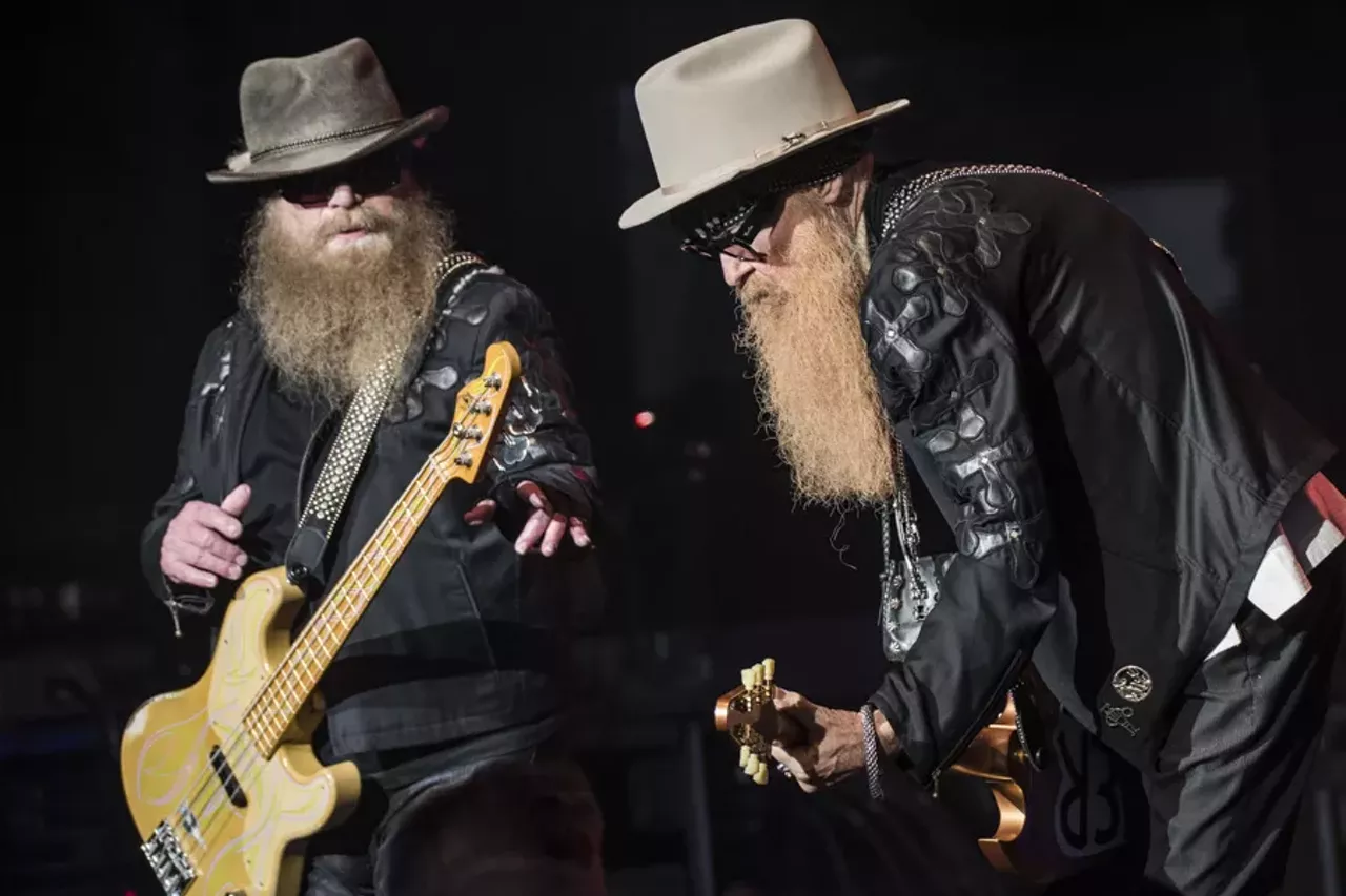 Image: 20 sharp-dressed photos from ZZ Top @ DTE
