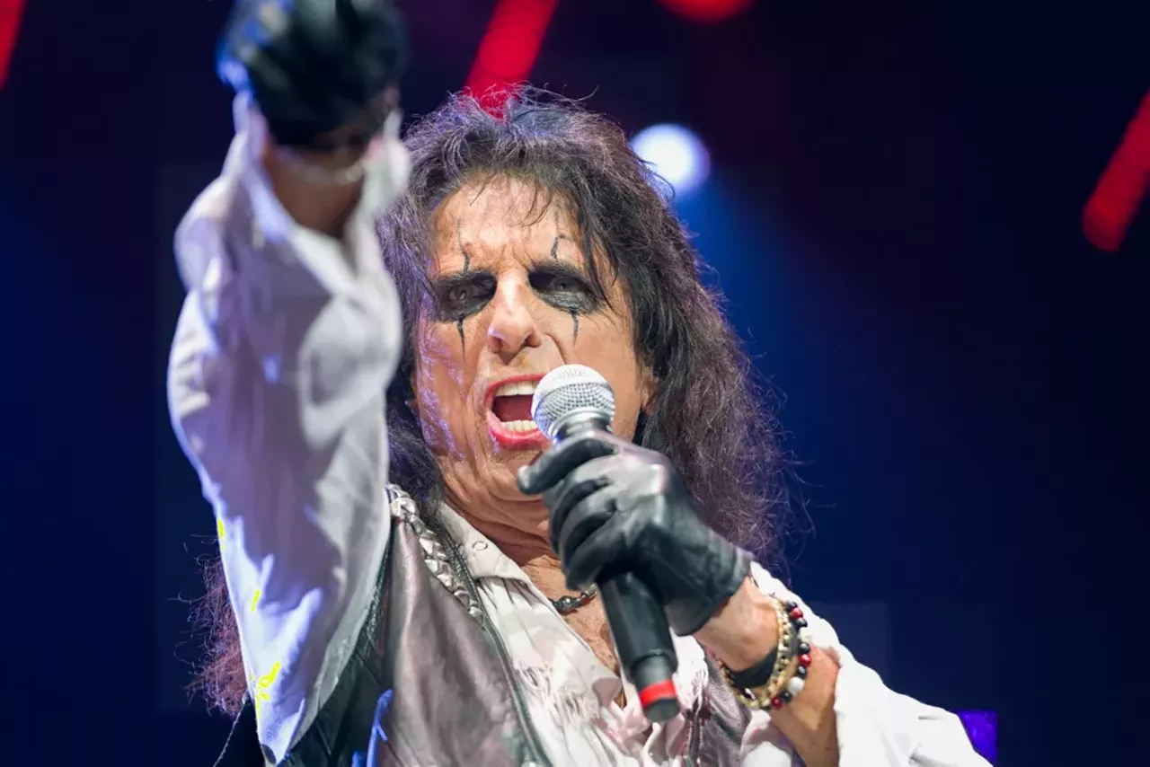  COOP'S NIGHTMARE - The Alice Cooper Experience When: Jan. 13 at 7 p.m Where: District 142, Wyandotte What: A night dedicated to all things Alice Cooper Who: Alice Cooper fans Why: Hear music and see impersonators of Alice Cooper, plus dress like him yourself.